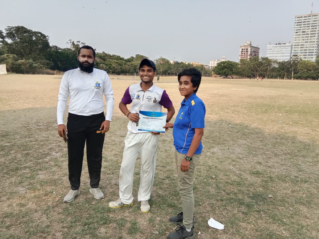 National Gems Higher Secondary Schoo beats ST. Xavier’s School by 6 wickets, Amit Kumar Roy Man of the Match for his knock of 135 runs